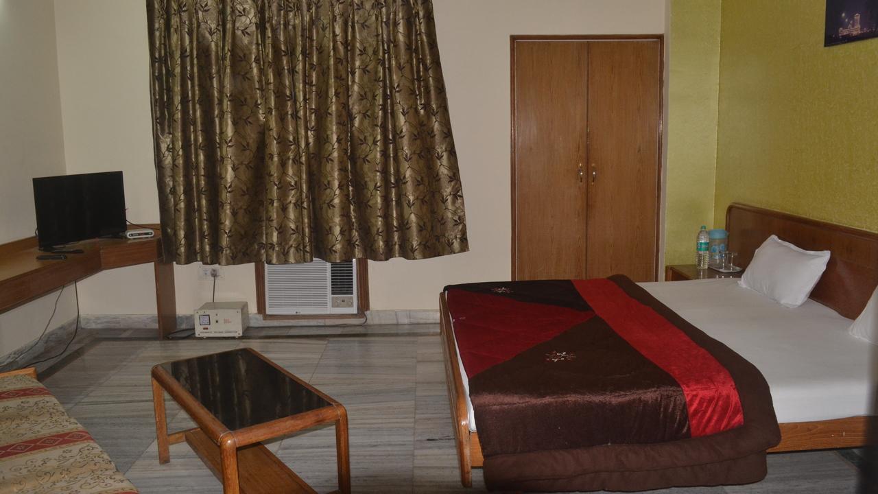 Hotel Har Ki Pauri Haridwār Exteriör bild